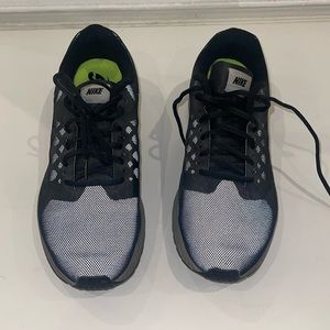 NIKE Men’s Zoom Pegasus 31